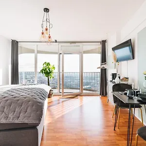 Great View I 26 Floor I Netflix And Boxspringbed Augsburg