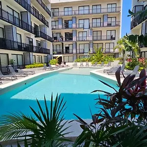 369-luxury-apartments-mamitas-zone-parking-free-2-pools.quintano-roohotels.com/